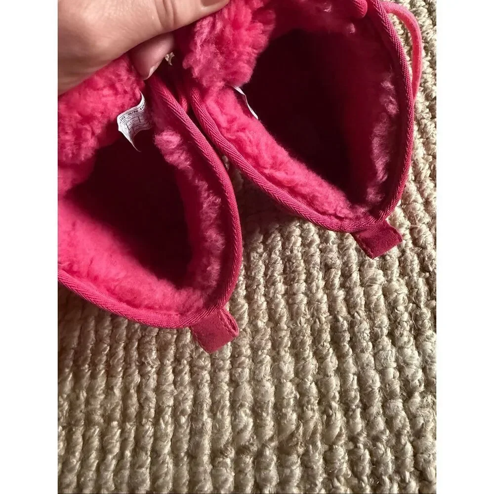 UGG Pink Neumel Boots Women’s Size 7 Shearling Lined Suede